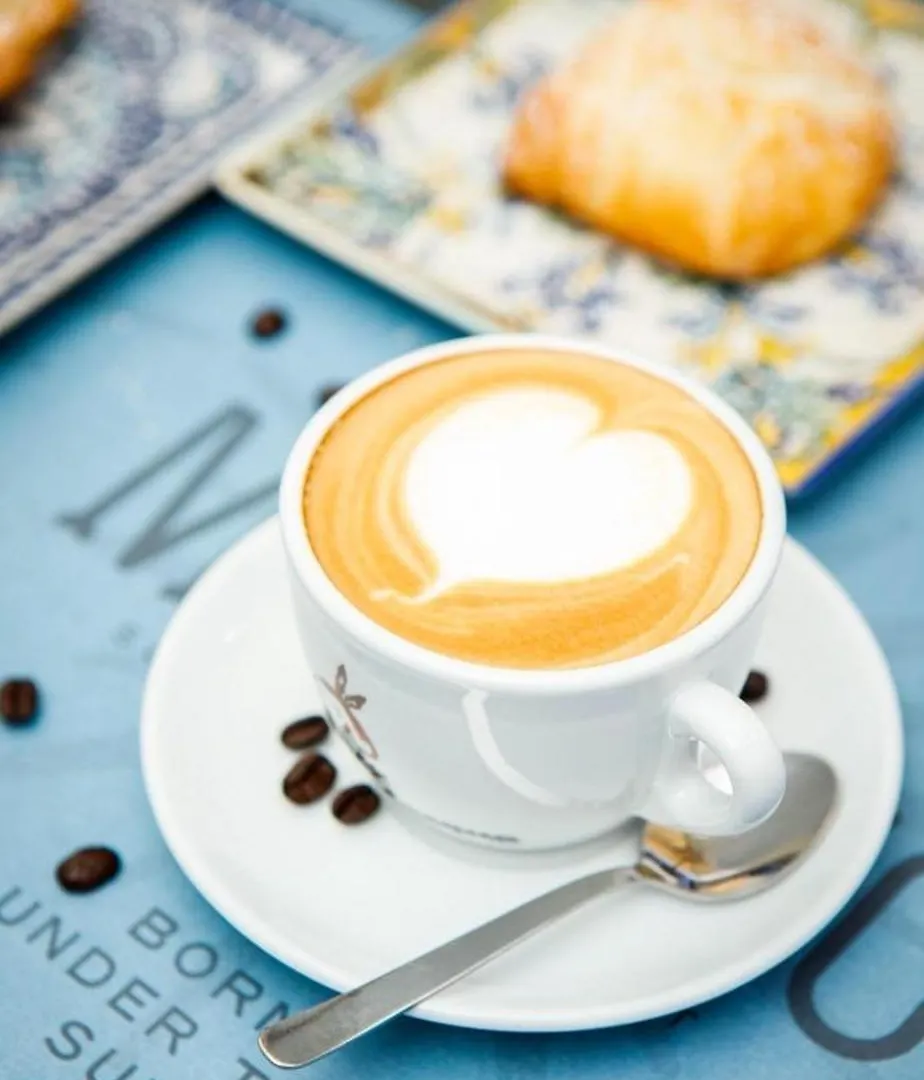 Domus Luigi Leone 2 Bed & Breakfast Naples